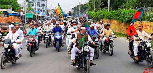 সৈয়দপুরে ঈদে মিলাদুন্নবীকে বরন করতে  ৩০০ মোটর সাইকেলের আনন্দ শোভাযাত্রা