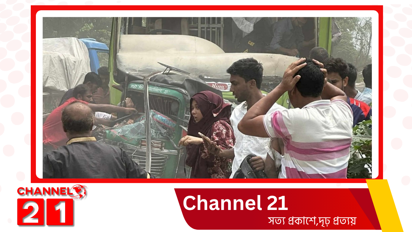 সিরাজগঞ্জে বাস-সিএনজি সংঘর্ষে নিহত ১, আশঙ্কাজনক ৬