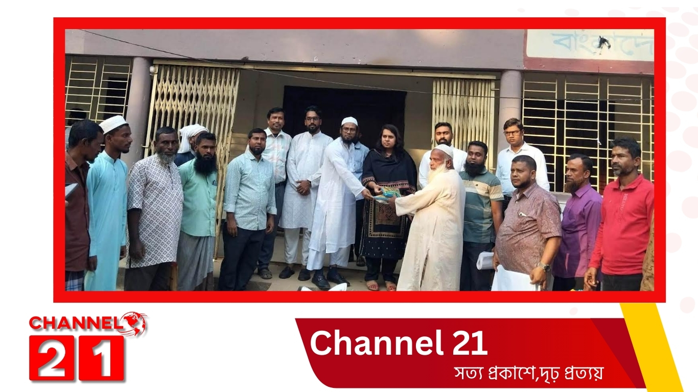 দুর্গাপুরে কৃষকদের বিনামূল্যে বীজ ও সার বিতরণ